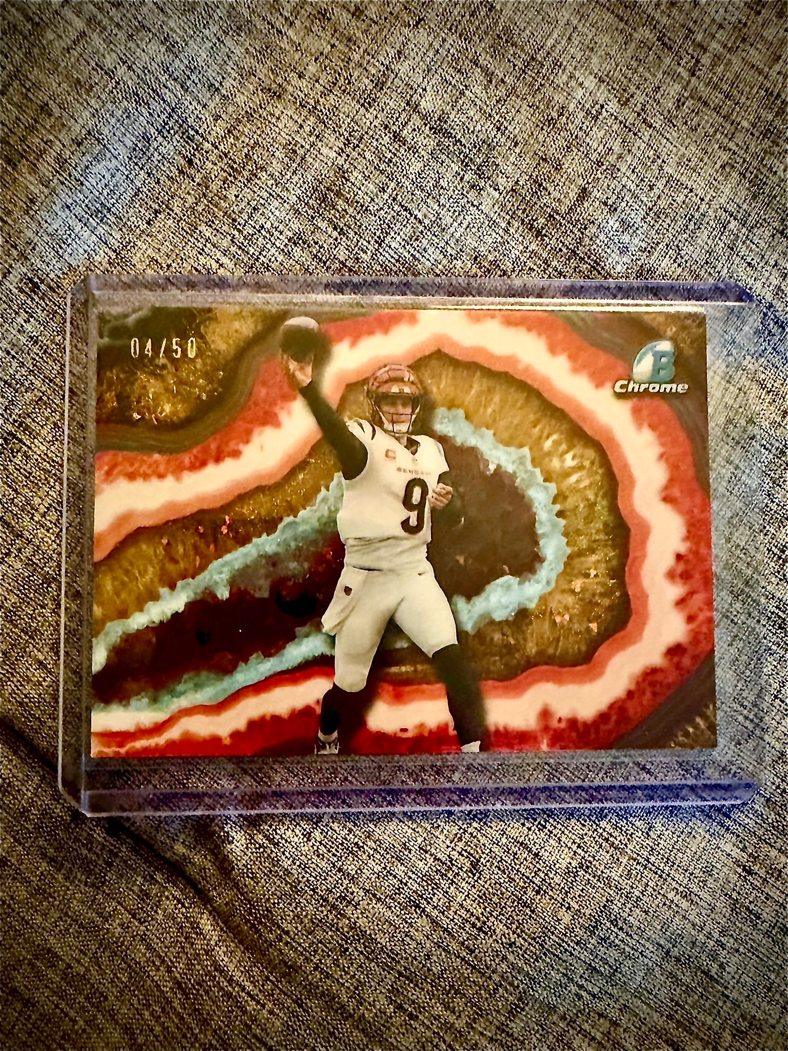 Joe Burrow Gold Crystal Refractor serial 4 of 50