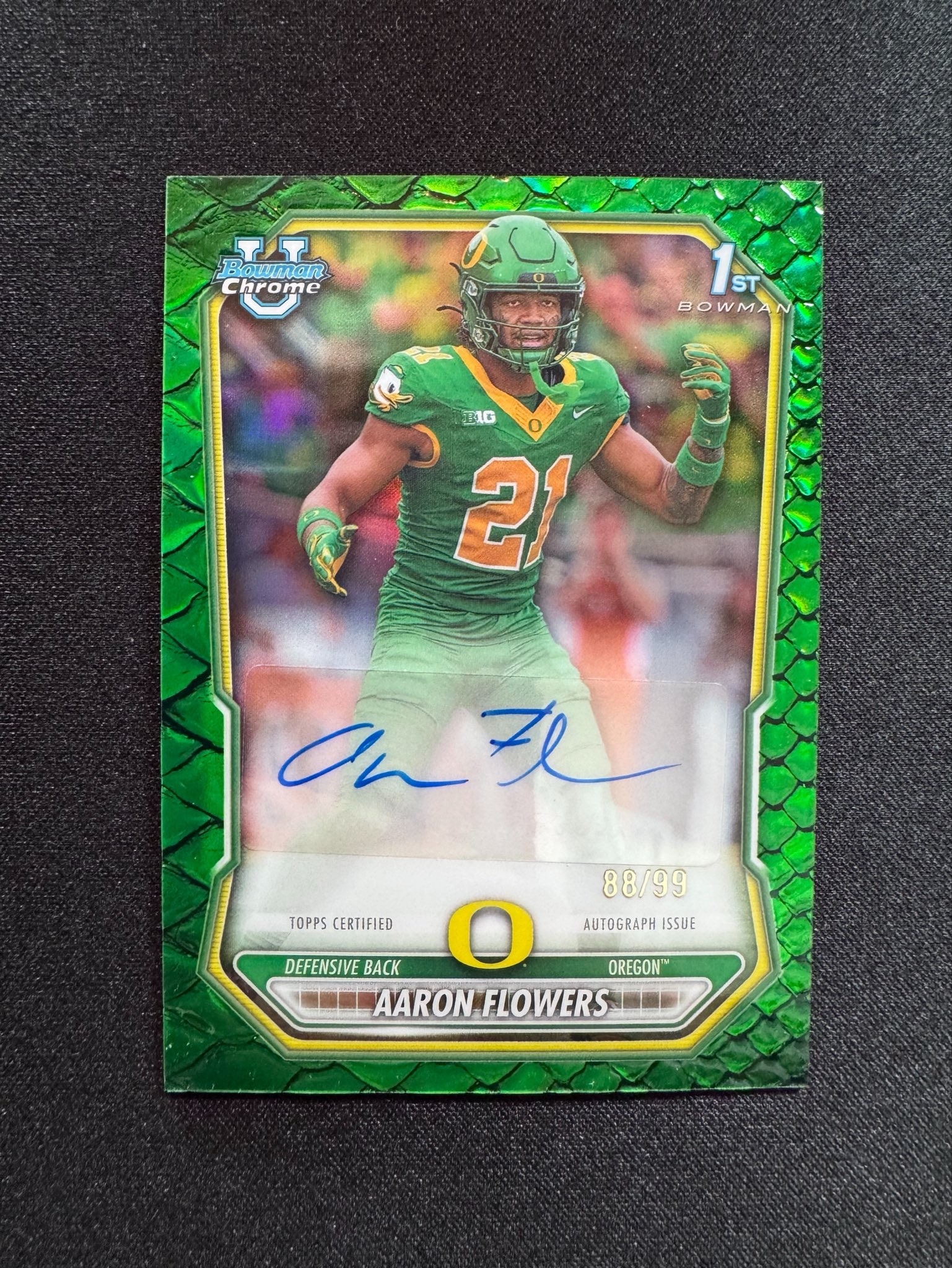 Aaron Flowers Green Reptilian Refractor serial 88 of 99