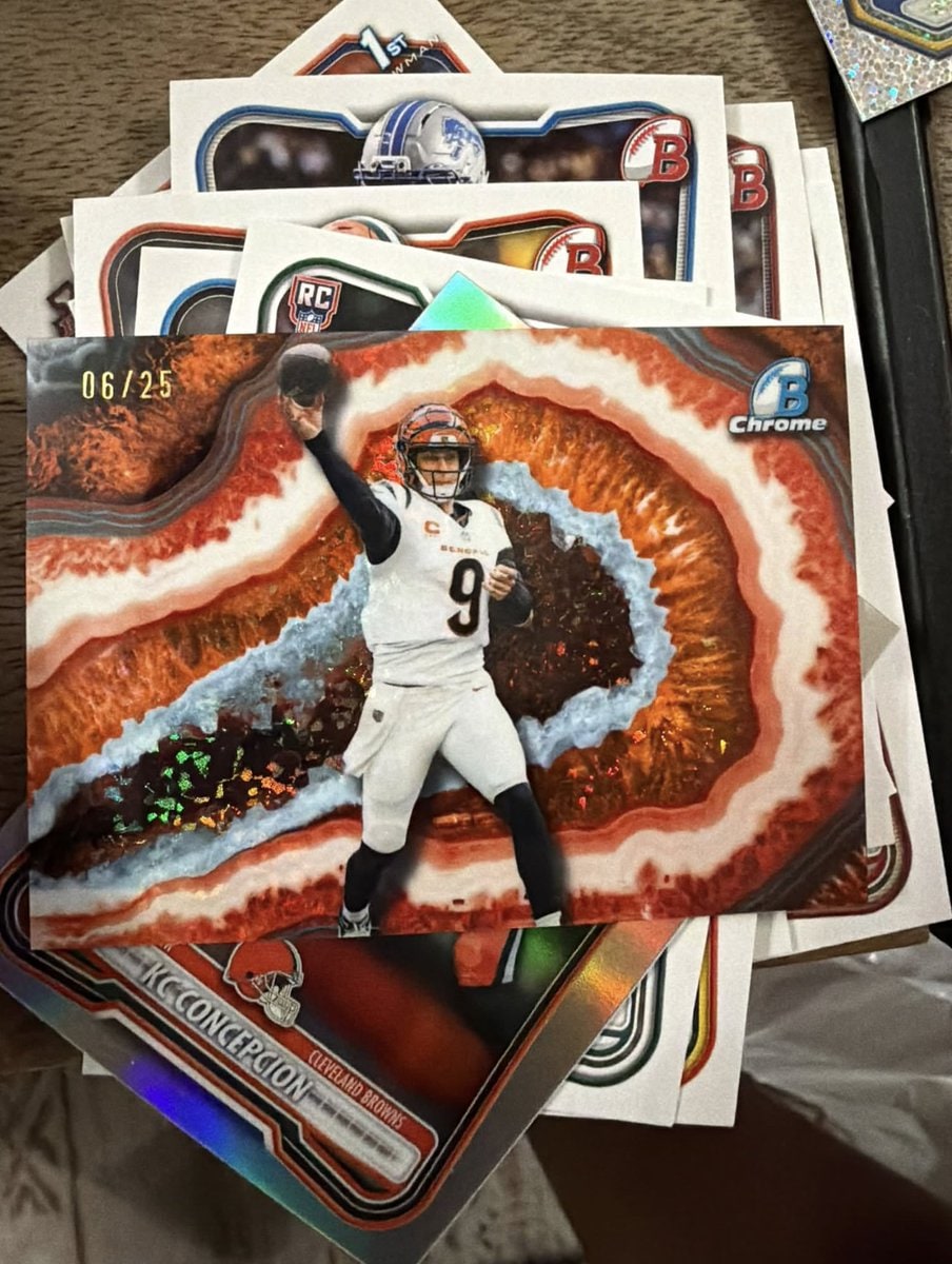 Joe Burrow Orange Crystal Refractor serial 6 of 25